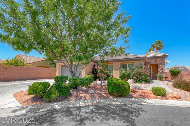 7606 Kenwood Hills Court Las Vegas, NV House Active - Photo 1 of 21. Opens carousel modal