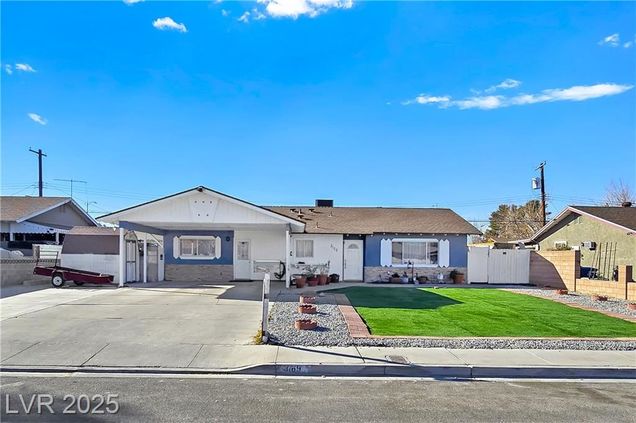 3169 Nottingham Drive Las Vegas, NV House Active - Photo 1 of 27. Opens carousel modal