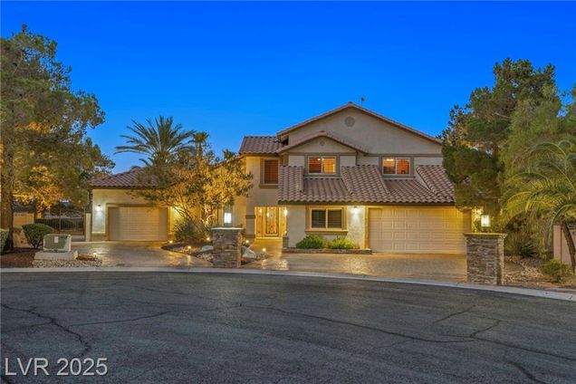 9520 Desert Crest Court