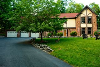 1 Meadowbrook Ter