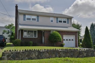251 Walter Ave