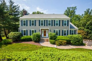 8 Roberts Rd