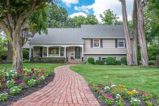 20 Sheffield Rd