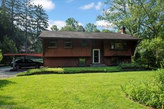 40 Lackawanna Dr