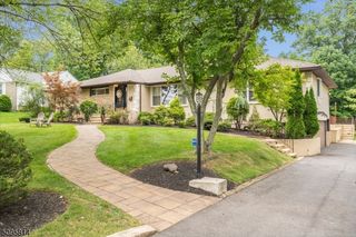 241 Pembrook Rd
