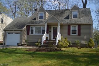 35 Webster Ave