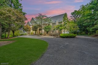 14 Gateshead Dr