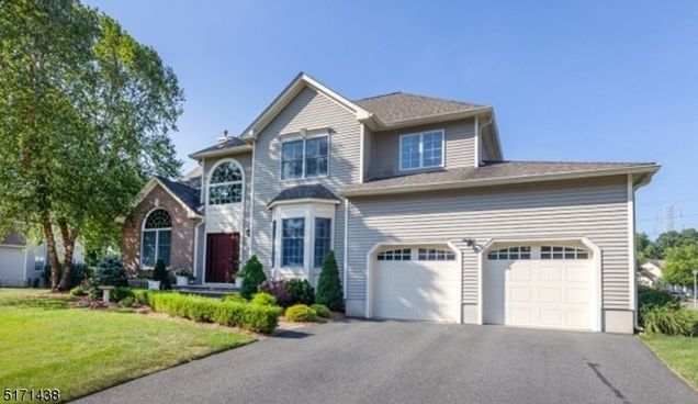 6 Ivy Ct East Hanover Twp., NJ House Sold - Photo 1 of 35. Opens carousel modal