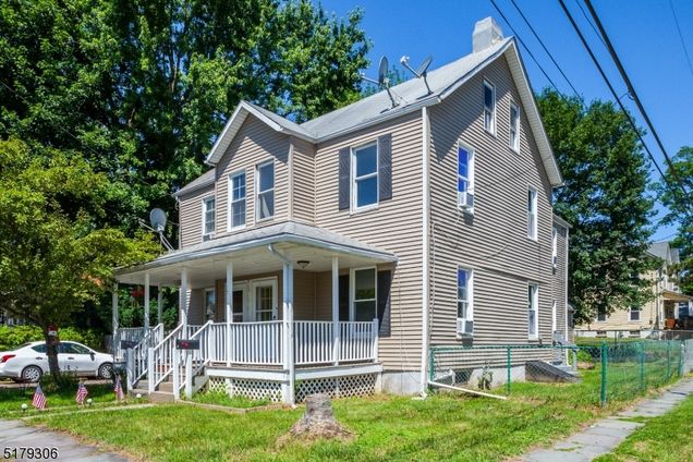 44 W Warren St Washington Boro, NJ House Sold - Photo 1 of 21. Opens carousel modal