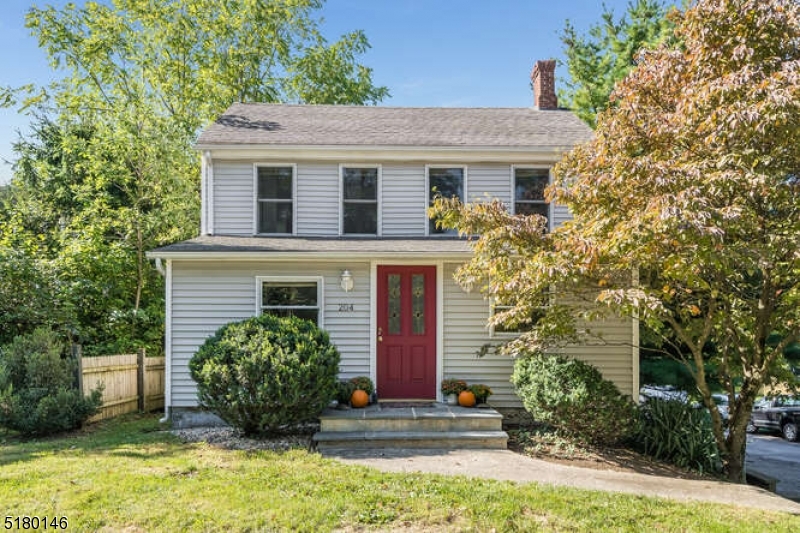 204 Quakertown Rd, Franklin Twp., NJ 088674143 Estately 🧡 MLS 3808664