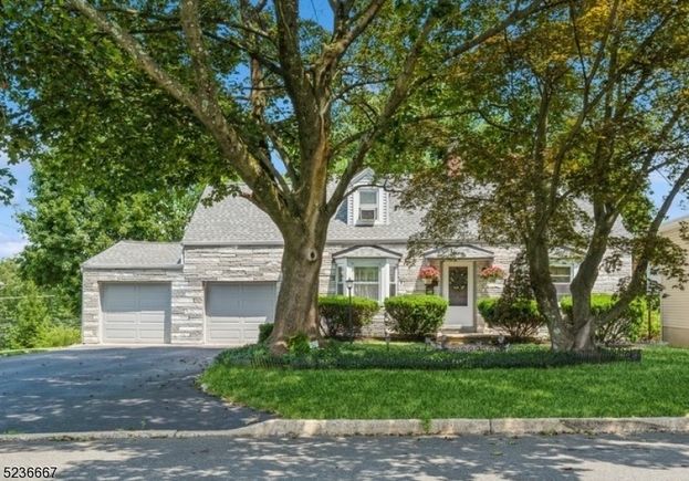 31 Wiltop Rd Netcong Boro, NJ House Sold - Photo 1 of 29. Opens carousel modal