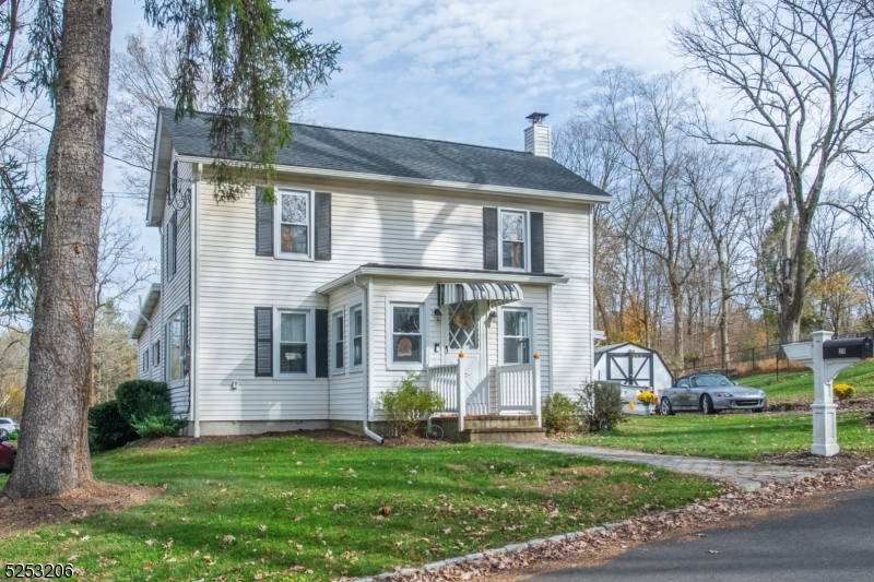23 BUTTZVILLE Rd  