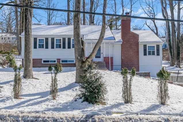 543 Fairmount Ave Chatham Twp., NJ House Sold - Photo 1 of 20. Opens carousel modal
