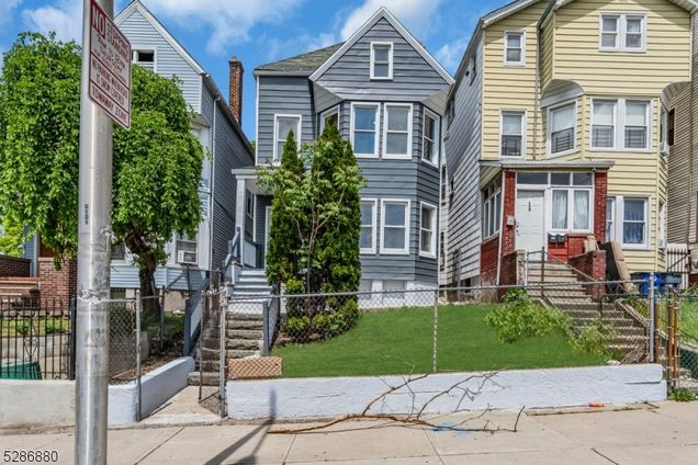 127 Park Ave Newark City, NJ Multifamily Sold - Photo 1 of 46. Opens carousel modal
