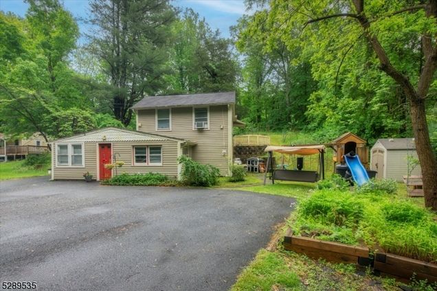 21 Greendale Rd Andover Twp., NJ House Sold - Photo 1 of 18. Opens carousel modal