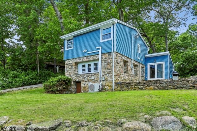 17 Rose Trl Byram Twp., NJ House Sold - Photo 1 of 17. Opens carousel modal