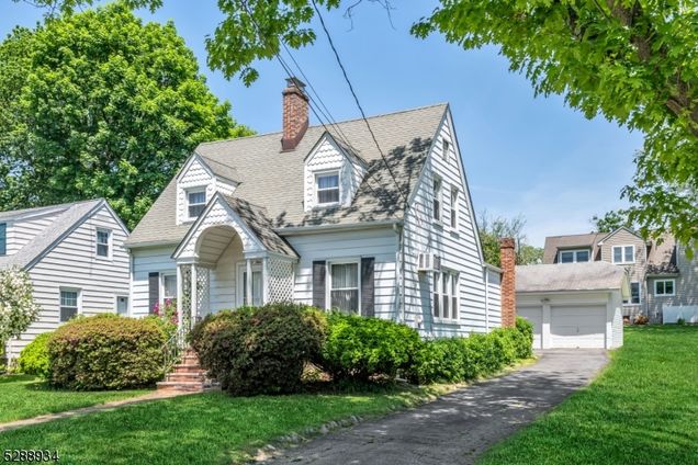 39 Hawthorne Ave Morris Plains Boro, NJ House Sold - Photo 1 of 18. Opens carousel modal
