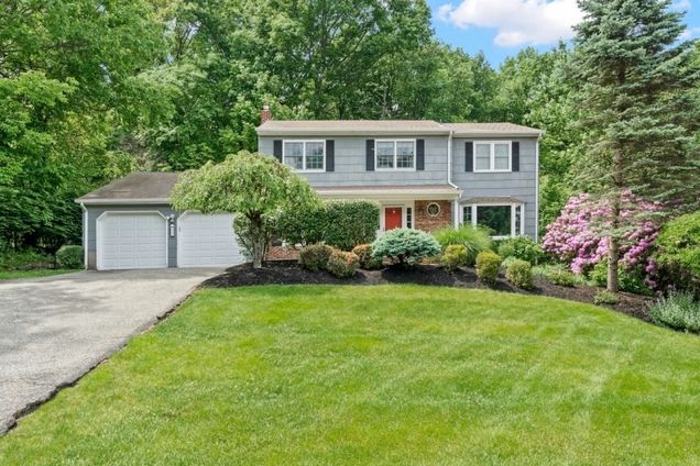 25 Kings Rd Rockaway Twp., NJ House Sold - Photo 1 of 40. Opens carousel modal