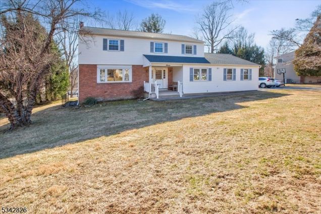 7 Tallwood Ct Parsippany-Troy Hills Twp., NJ House Sold - Photo 1 of 45. Opens carousel modal