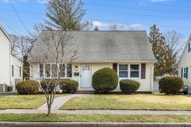 85 Bryant Ave Bloomfield Twp., NJ House Sold - Photo 1 of 27. Opens carousel modal