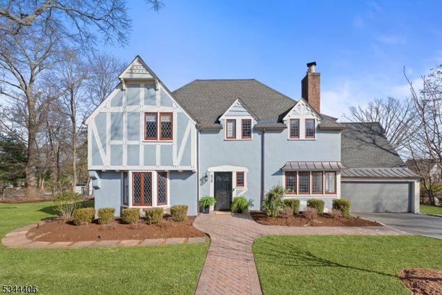 528 Melrose Pl South Orange Village Twp., NJ House Sold - Photo 1 of 42. Opens carousel modal