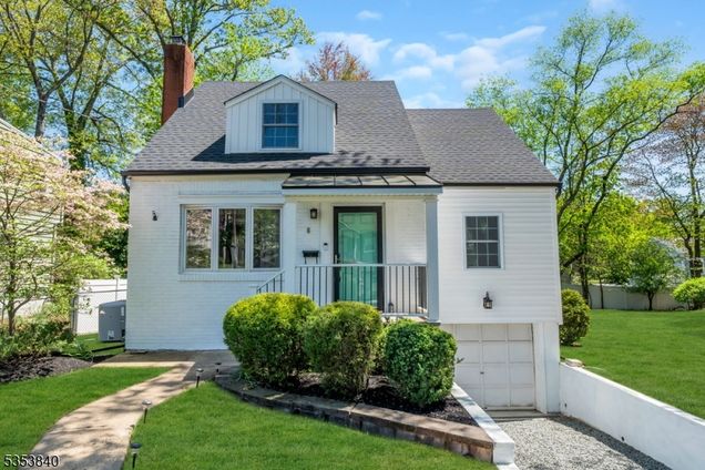 6 Shady Ln Fanwood Boro, NJ House Sold - Photo 1 of 48. Opens carousel modal