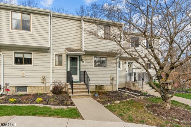 9 Fox Tail Ln Hardyston Twp., NJ House Sold - Photo 1 of 23. Opens carousel modal