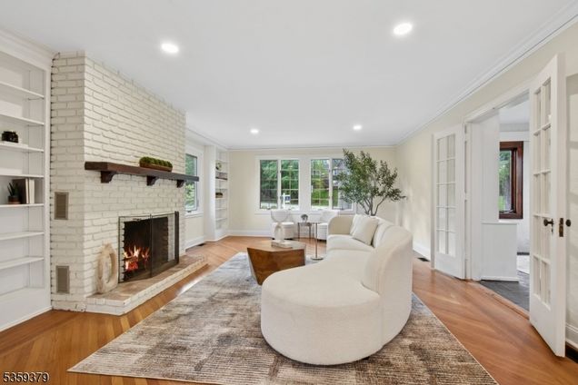 371 Franklin Place