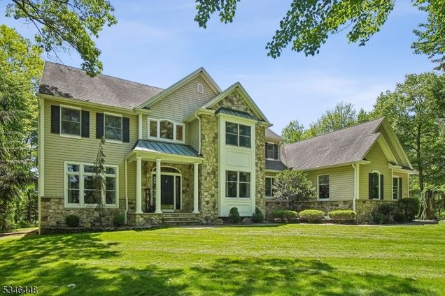 15 Wolfe Run Ct Washington Twp., NJ House Sold - Photo 1 of 43. Opens carousel modal