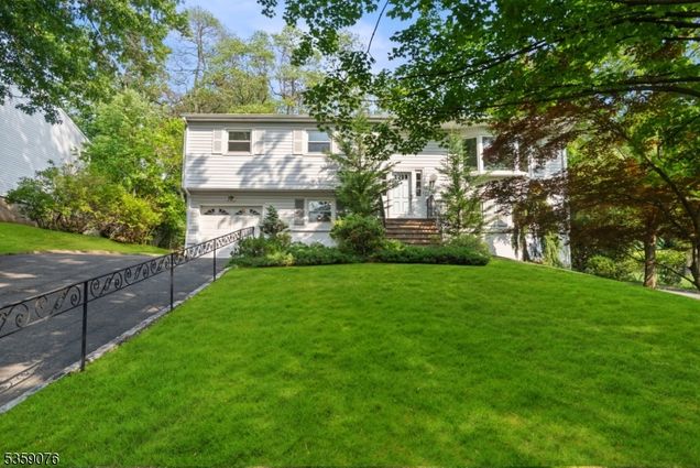 53 Edgemere Rd Livingston Twp., NJ House Sold - Photo 1 of 24. Opens carousel modal