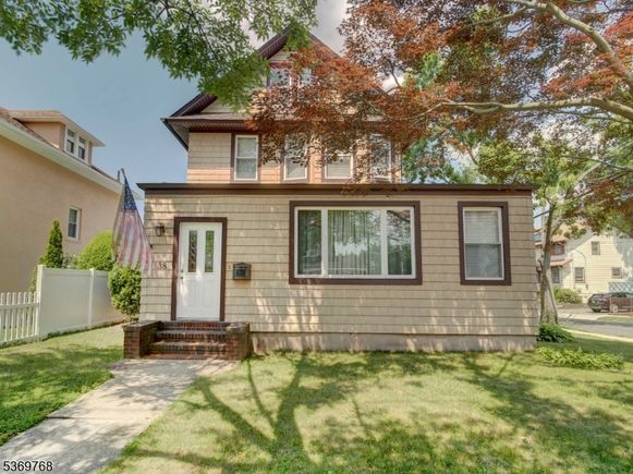 138 Palisade Ave