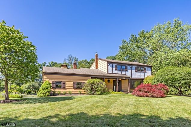 180 Bee Meadow Pkwy