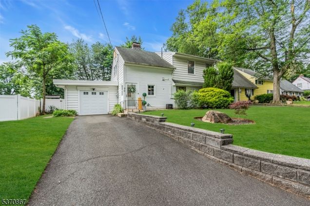 90 Ridge Rd