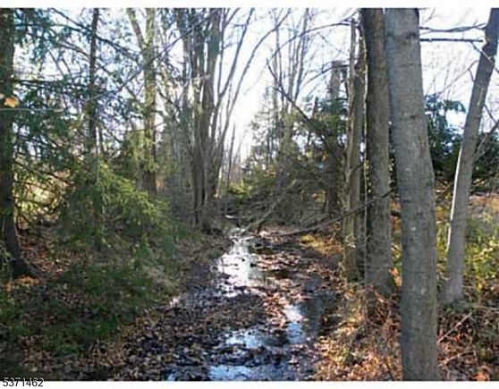 3241 Route 27 Franklin Twp., NJ Plot of land Active - Photo 1 of 10. Opens carousel modal
