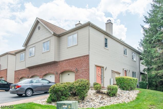 144 SUNRISE DRIVE Hanover Twp., NJ Condo Active - Photo 1 of 25. Opens carousel modal