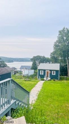 15 Sutton Rd Hopatcong Boro, NJ House Active - Photo 1 of 7. Opens carousel modal
