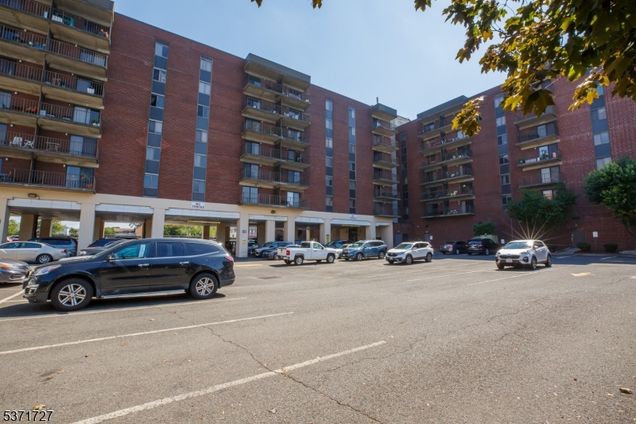 10 N Wood Ave Unit 722