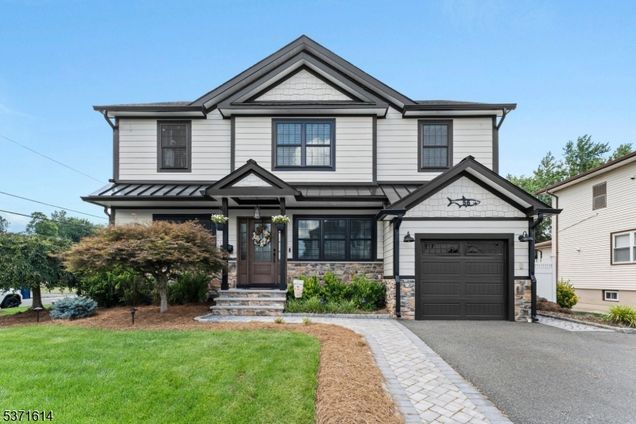 56 Bartell Pl Clark Twp., NJ House Active - Photo 1 of 42. Opens carousel modal
