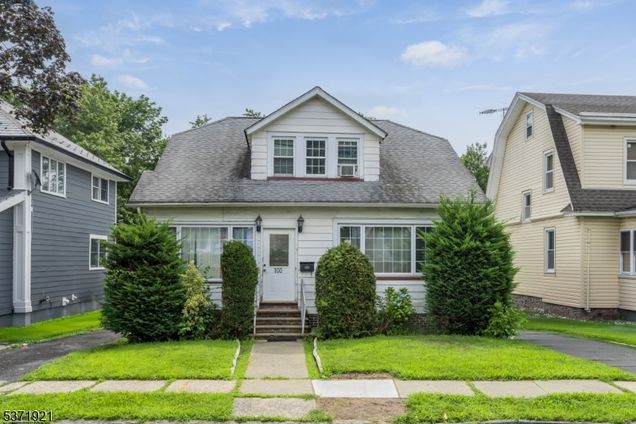 100 Hillside Terrace
