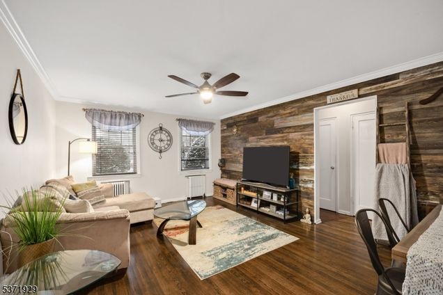 349 Bloomfield Ave Unit 69