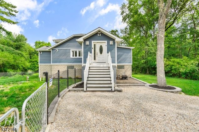 6 Kates Tract