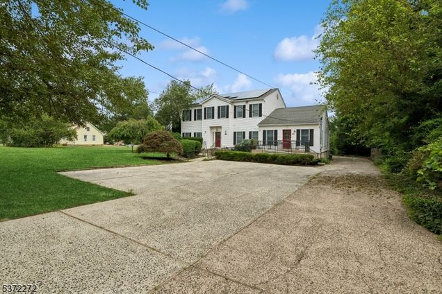 428 Ridge Rd South Brunswick Twp., NJ House Active - Photo 1 of 35. Opens carousel modal
