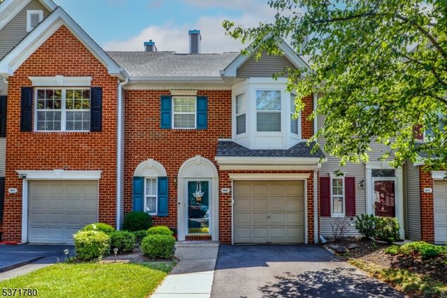 802 Carnaby Layne Toms River Township, NJ Condo Active - Photo 1 of 29. Opens carousel modal