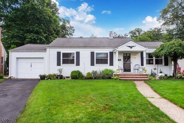 189 N Ethel Ave Hawthorne Boro, NJ House Active - Photo 1 of 31. Opens carousel modal
