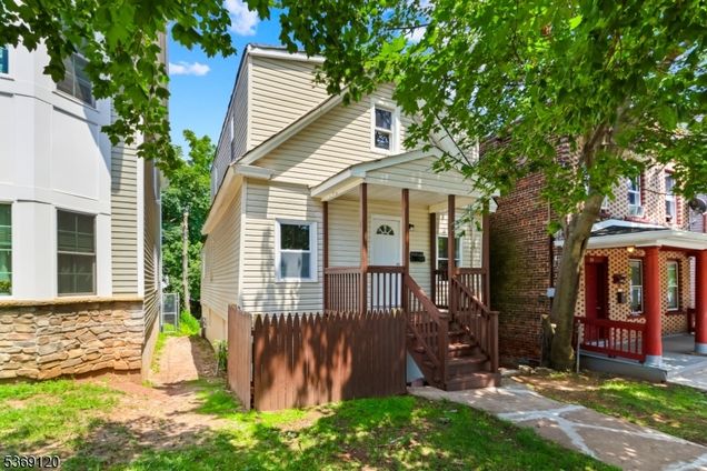 181 Hale St