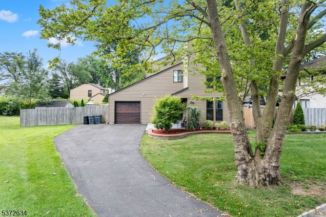 25 Pennington Rd East Windsor Twp., NJ House Active - Photo 1 of 44. Opens carousel modal