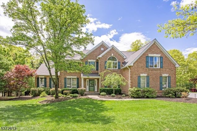 72 Kim Ln