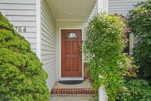764 Vanessa Ln Branchburg Twp., NJ Condo Active - Photo 1 of 42. Opens carousel modal