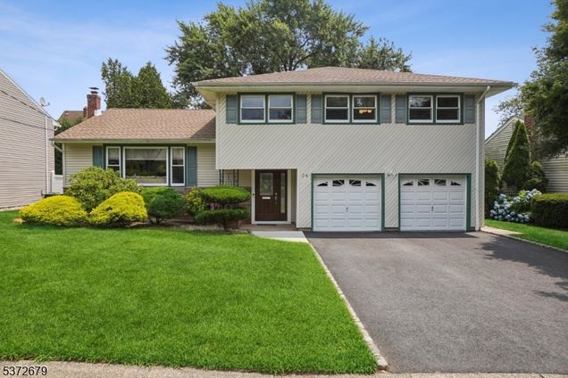 24 Gail Ct
