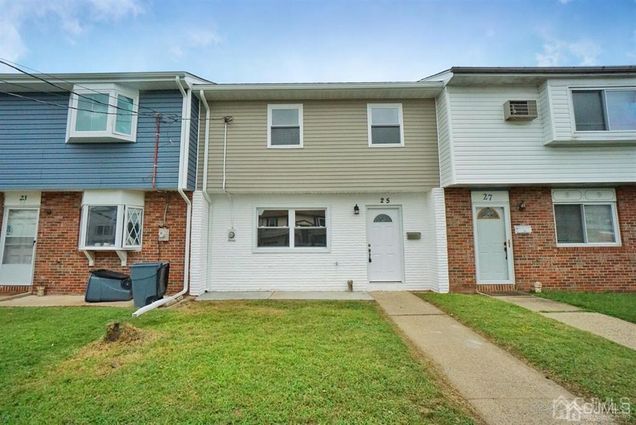 25 Mercer Street Carteret, NJ Townhouse Sold - Photo 1 of 20. Opens carousel modal